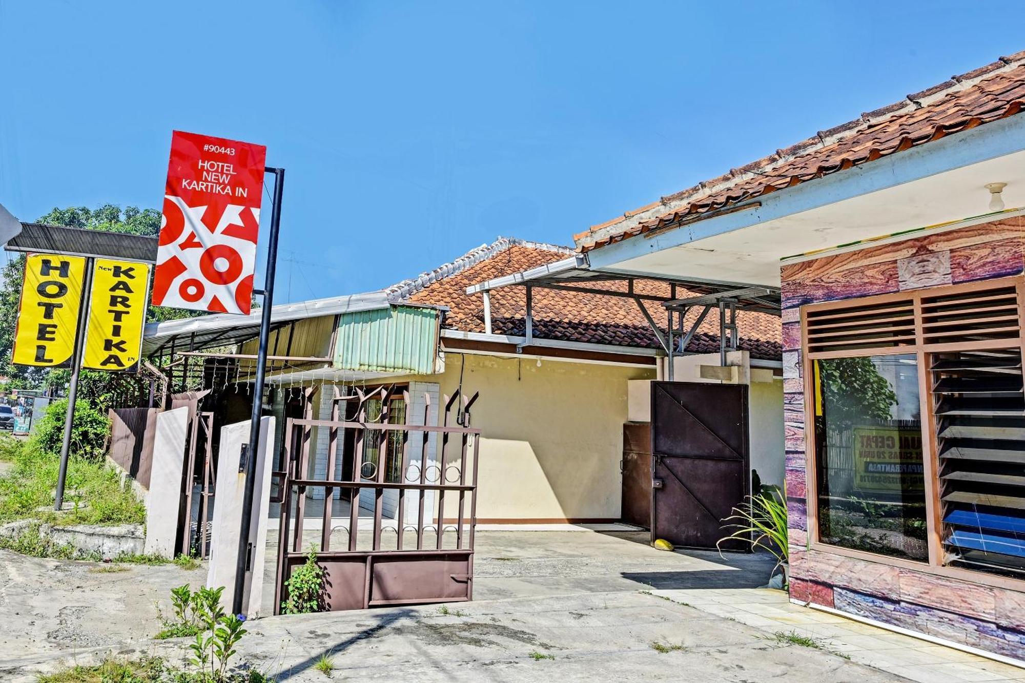 Oyo 90443 Hotel New Kartika In Cilopadang Esterno foto